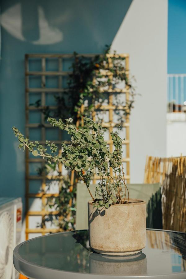 Loft With Private Parking Apartman Athén Kültér fotó